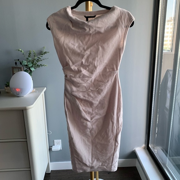 Obakki Fleur Dress - Picture 3 of 4